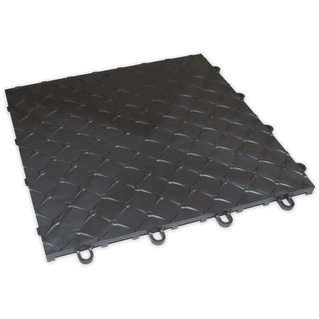 RaceDeck | MAX™ Commercial Tile