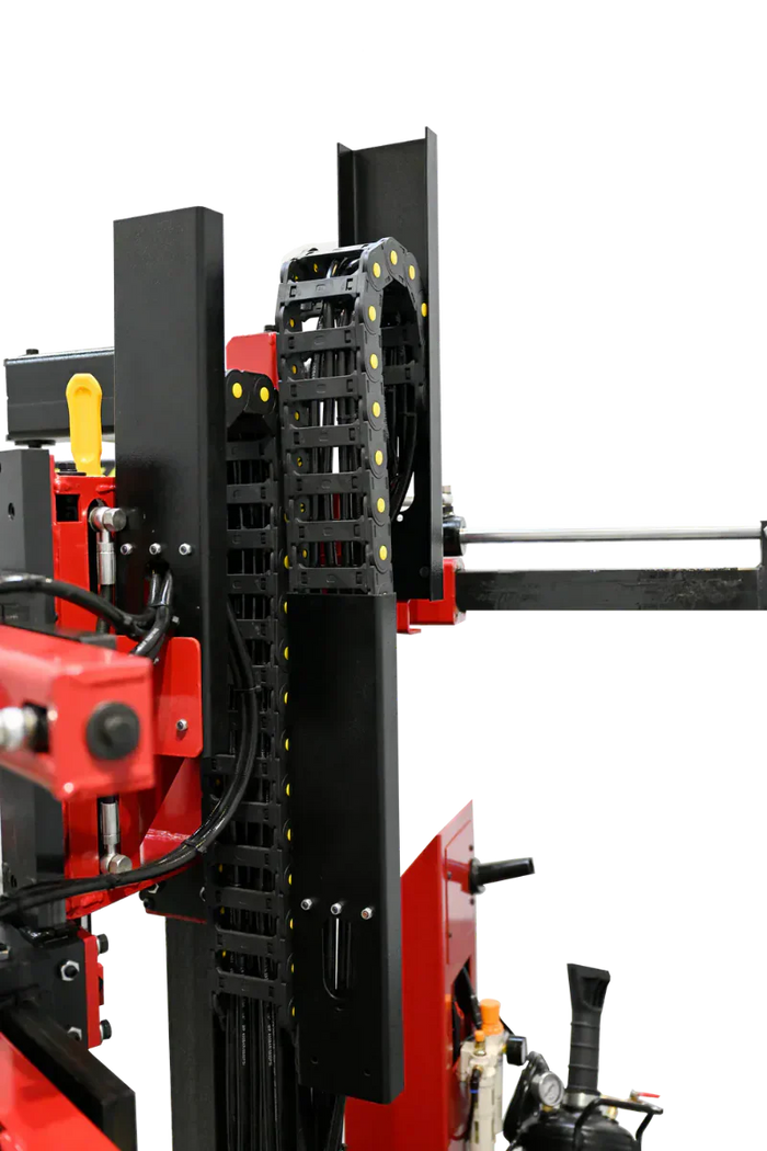 https://cdn.shopify.com/s/files/1/0771/5550/0318/files/fortisky-T8-8823_-TireChanger-WheelBalancer-Combo-close.webp?v=1768233621